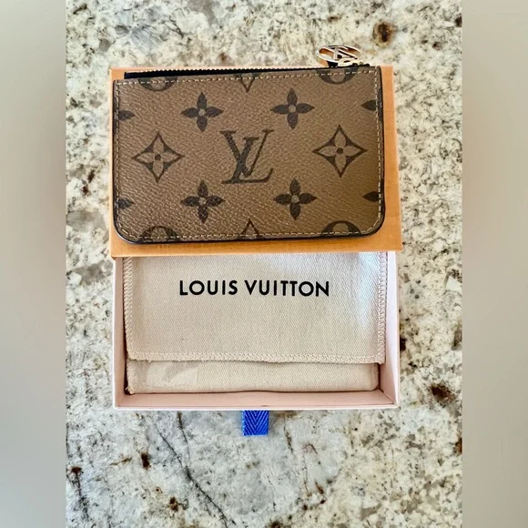 Louis Vuitton Romy Card Holder Monogram Reverse ***Price is Firm*** - Picture 8 of 13